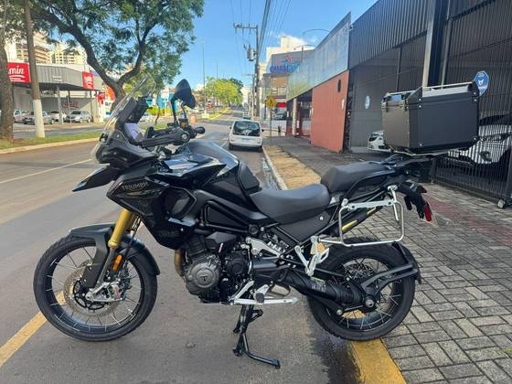 TRIUMPH TIGER 1200 RALLY BLACK EDITION TRIUMPH TIGER 1200 RALLY BLACK EDITION
